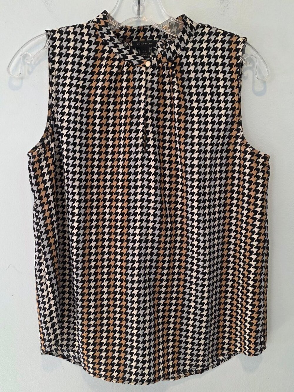Ann Taylor Sleeveless Top, Size XS, Like New